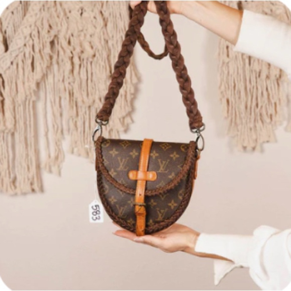 Louis Vuitton Brown Monogram Crossbody Bag Vintage Boho Bags